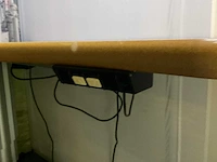 Bureau - afbeelding 5 van  5