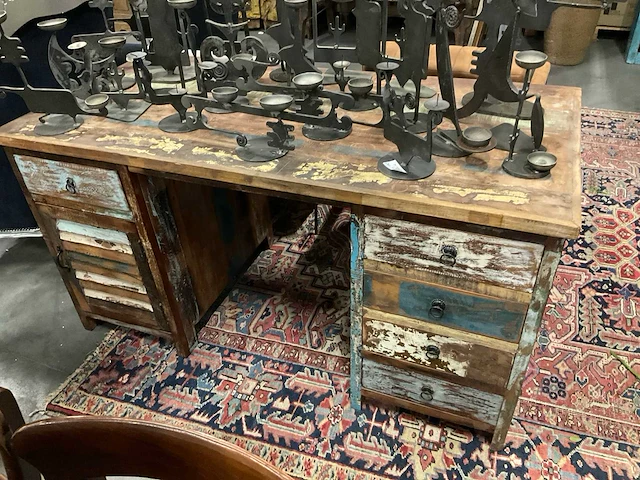 Bureau - afbeelding 1 van  2