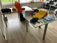 Bureau - afbeelding 2 van  3