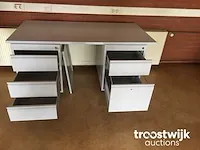 Bureau - afbeelding 3 van  4