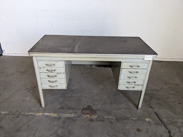 Bureau - afbeelding 2 van  6