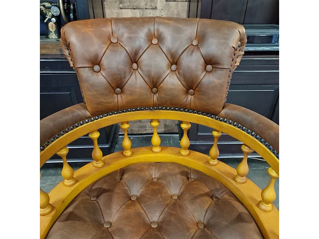 Bureaustoel chesterfield, captain, bruin - afbeelding 1 van  5