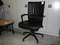 Bureaustoel leer zwart bekleed. margeproduct - afbeelding 1 van  2