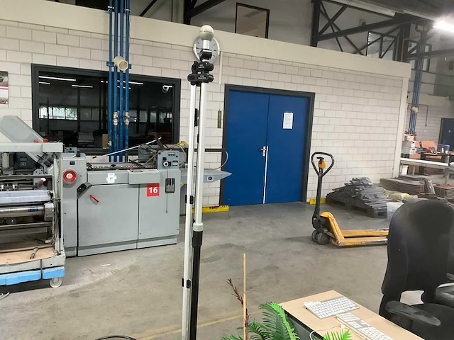 Bureaustoelen en decoratie - afbeelding 4 van  7