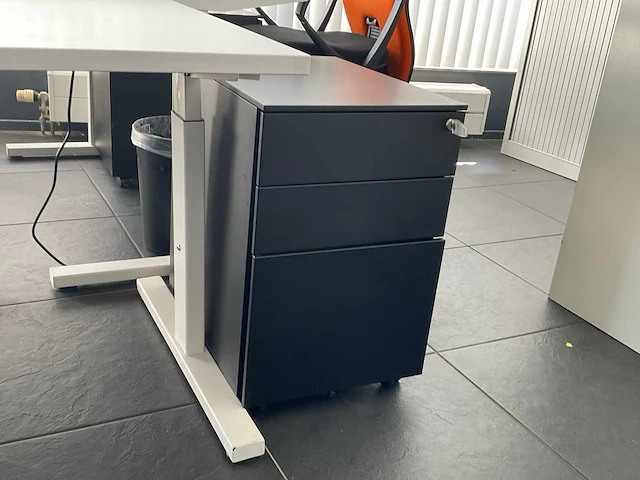 Bureautafel (3x) - afbeelding 3 van  6
