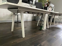 Bureautafel en 4 stapelstoelen - afbeelding 3 van  5