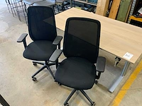 Bureautafel met 2 bureaustoelen - afbeelding 2 van  2