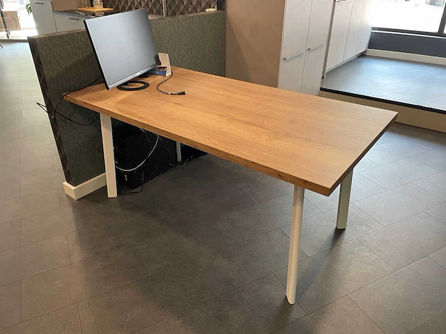 Bureautafel - afbeelding 3 van  3