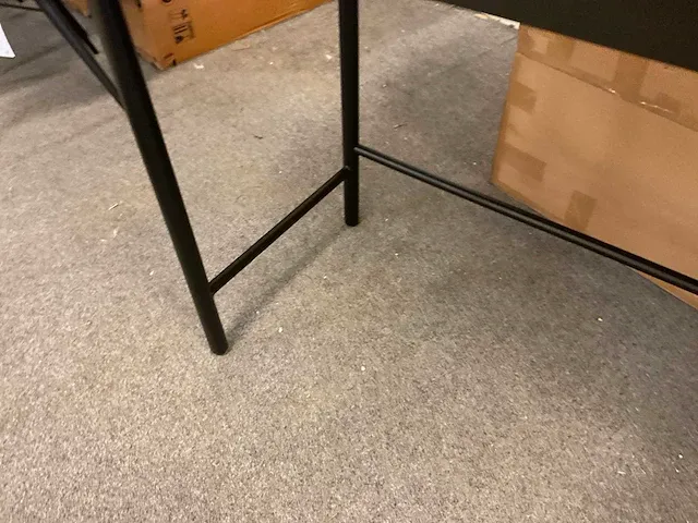 Bureautafel - afbeelding 4 van  5