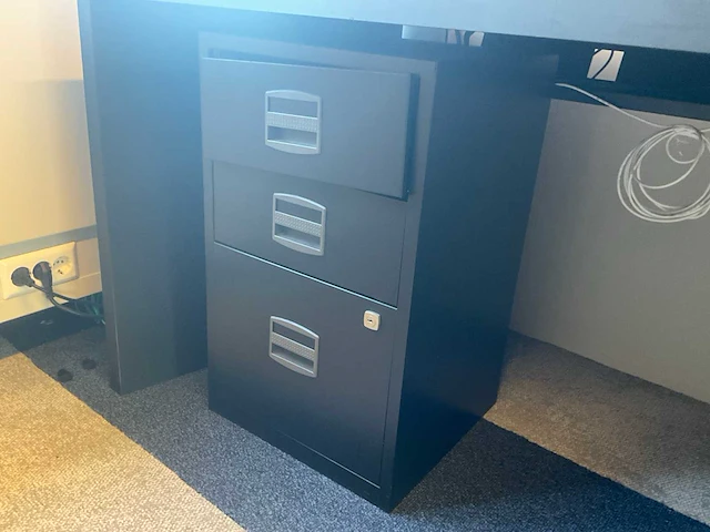 Bureautafel - afbeelding 5 van  6