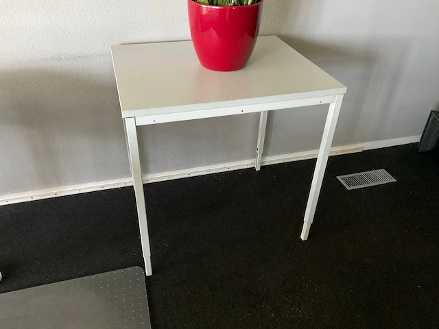 Bureautafel - afbeelding 1 van  1