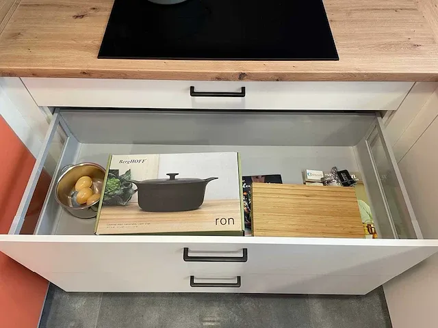 Burger - showroomkeuken - afbeelding 10 van  40