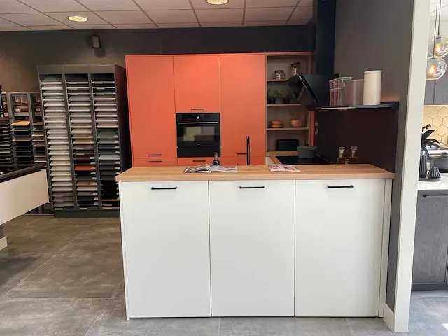 Burger - showroomkeuken - afbeelding 12 van  40
