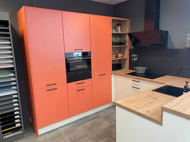 Burger - showroomkeuken - afbeelding 36 van  40