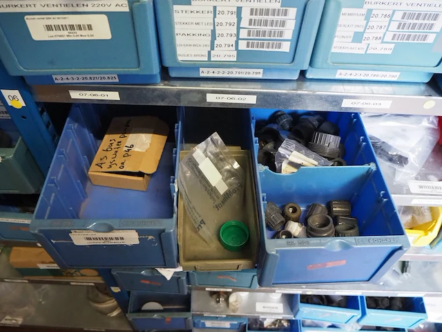 Burkert/grundfos/apv - afbeelding 18 van  20