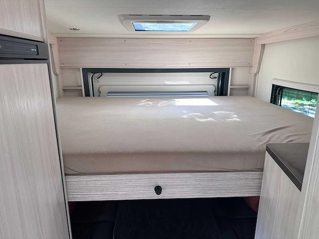Burstner gmbh - camper - 2016 - 28000 km - ggj-97-p - afbeelding 17 van  29