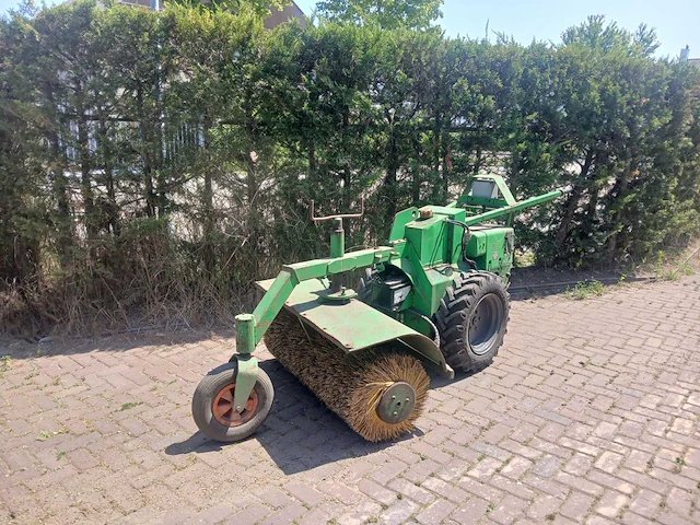 Burtec bmh125/60 aangedreven bezem - afbeelding 1 van  4