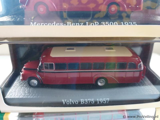 Bus collection - klein schaalmodel - 1:72 - atlas - 4 stuks - afbeelding 3 van  5