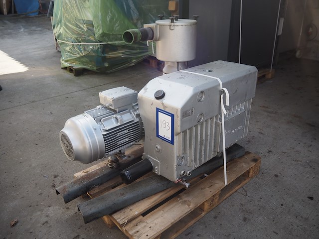 Busch - afbeelding 1 van  9