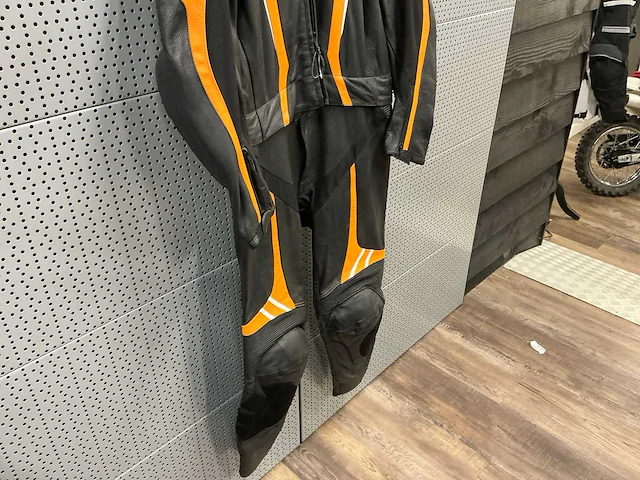 Buse motorpak maat 46 - afbeelding 6 van  9