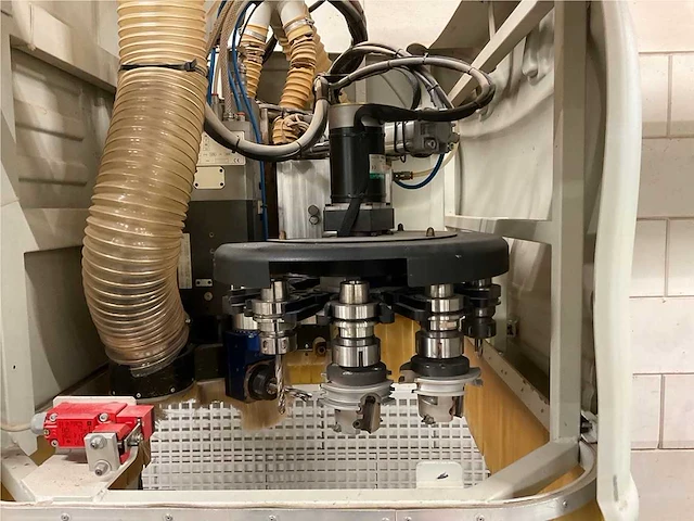 Busellato - 2000 - jet 3006 - horizontaal cnc-bewerkingscentrum - afbeelding 7 van  10