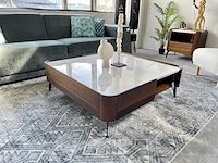 By italia salontafel met wit marmeren blad by italia, walnoot / wit marmer - afbeelding 1 van  9