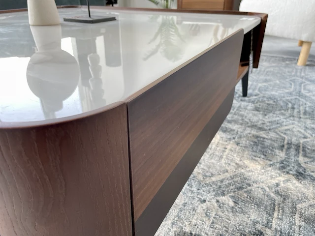 By italia salontafel met wit marmeren blad by italia, walnoot / wit marmer - afbeelding 4 van  9