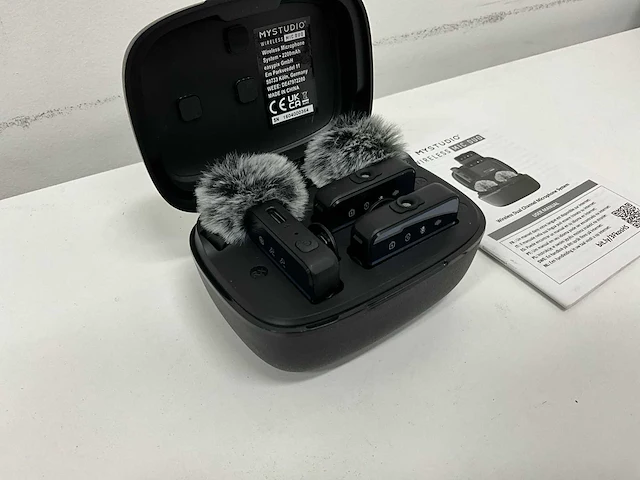 By-wm4 pro (boya) en wireless microphone kit (mystudio) - draadloze/bedrade lavalier-microfoonsets - afbeelding 3 van  8