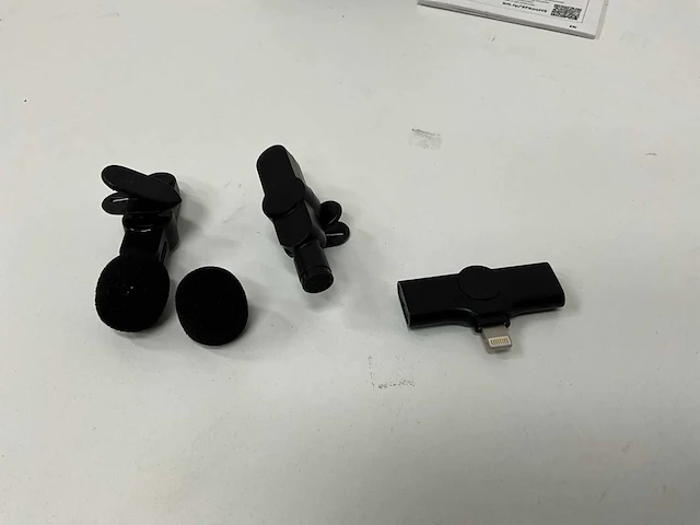 By-wm4 pro (boya) en wireless microphone kit (mystudio) - draadloze/bedrade lavalier-microfoonsets - afbeelding 8 van  8