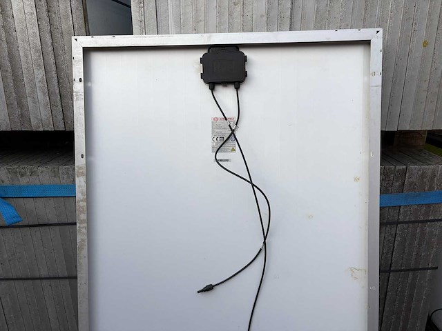 Byd - byd260p6c-30 - gebruikt zonnepaneel (200x) - afbeelding 5 van  6