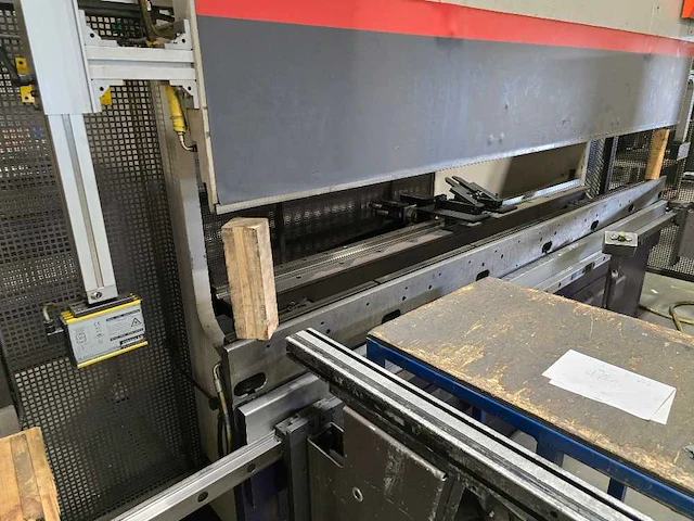 Bystronic - 2005 - pr 100 x 3100 - cnc-kantbank - afbeelding 2 van  9