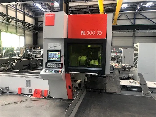 Bystronic - fl300 3d - lasersnijmachine - afbeelding 1 van  76