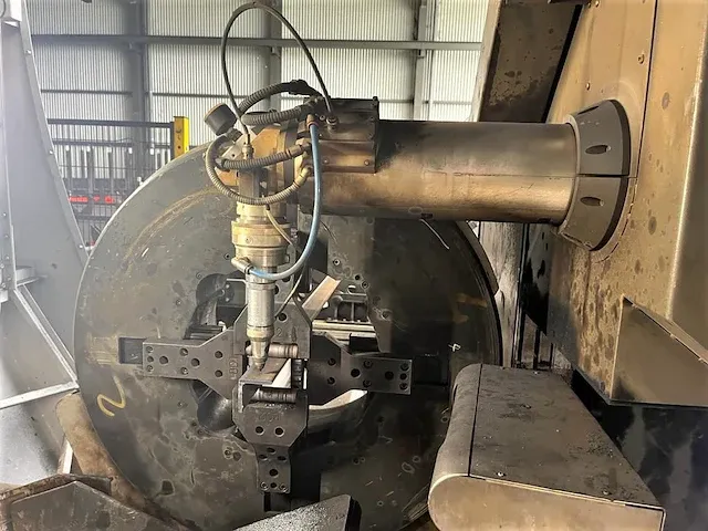 Bystronic - fl300 3d - lasersnijmachine - afbeelding 17 van  76