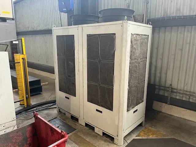 Bystronic - fl300 3d - lasersnijmachine - afbeelding 19 van  76