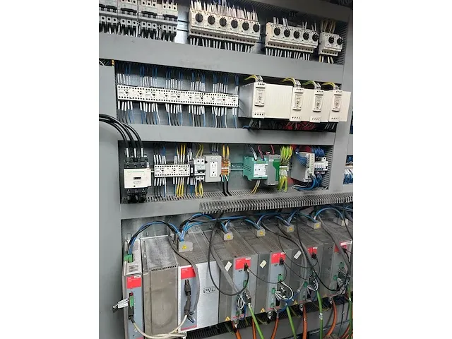 Bystronic - fl300 3d - lasersnijmachine - afbeelding 25 van  76