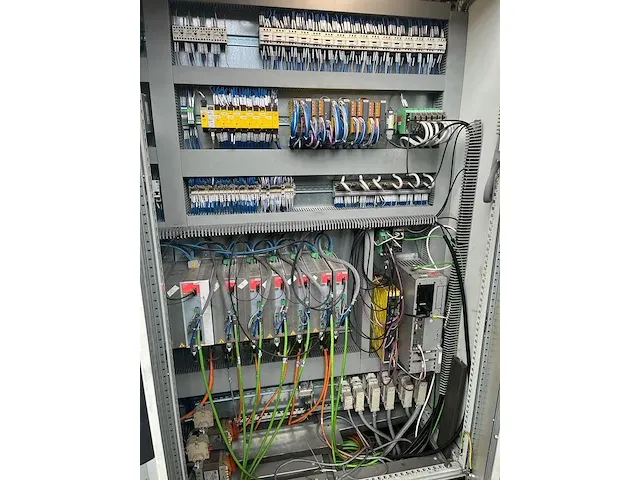 Bystronic - fl300 3d - lasersnijmachine - afbeelding 27 van  76