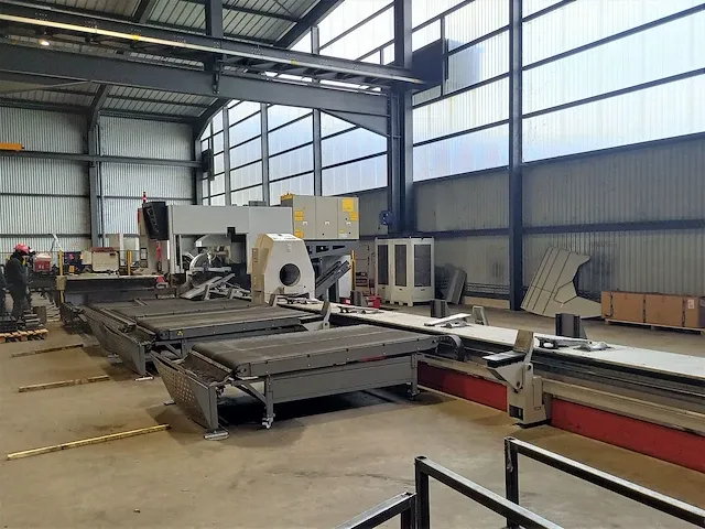 Bystronic - fl300 3d - lasersnijmachine - afbeelding 50 van  76