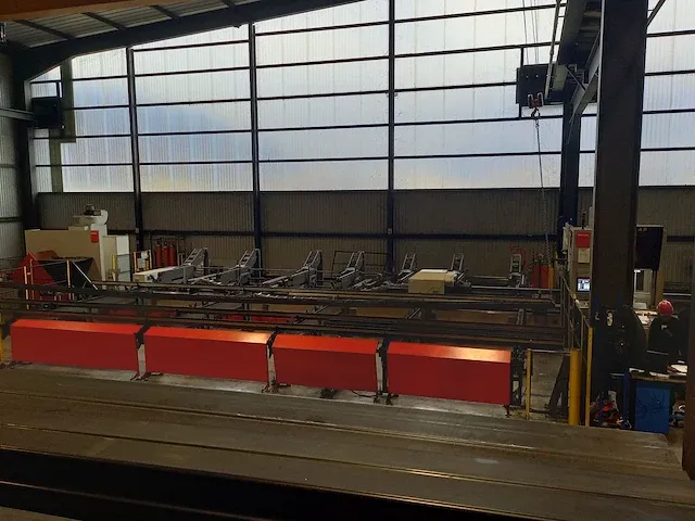 Bystronic - fl300 3d - lasersnijmachine - afbeelding 53 van  76