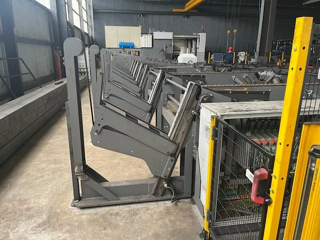 Bystronic - fl300 3d - lasersnijmachine - afbeelding 72 van  76