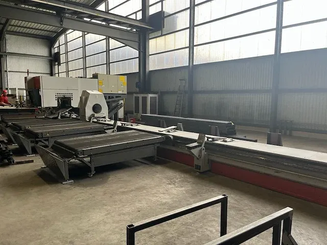 Bystronic - fl300 3d - lasersnijmachine - afbeelding 75 van  76