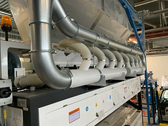 (c) 2022 hafei mayer 6sxz-480ci-gy (c)kleur en polymeer sorteerder - afbeelding 9 van  11