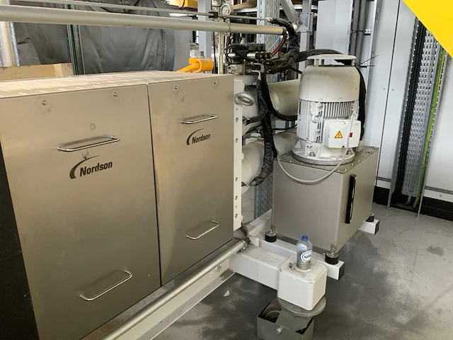 (c) 2022 nordson/ econ extruder / afvullijn - afbeelding 16 van  21