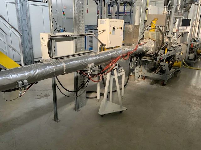 (c) 2022 nordson/ econ extruder / afvullijn - afbeelding 18 van  21