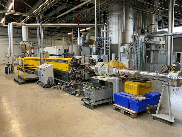 (c) 2022 nrg p:gran 205 v lsp uwp vlokken recycling extruder - afbeelding 15 van  20