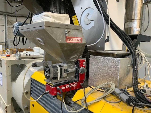 (c) 2022 nrg p:gran 205 v lsp uwp vlokken recycling extruder - afbeelding 17 van  20