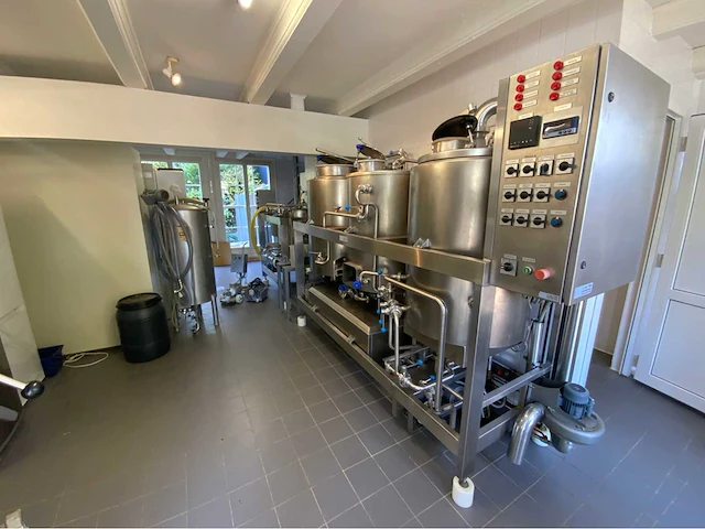 C. van ‘t riet - bier brouw installatie - afbeelding 1 van  78