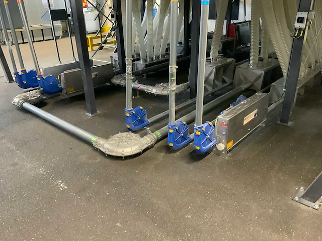 (c)2022 kettingtransporteur leidingwerk met big-bag station - afbeelding 1 van  41