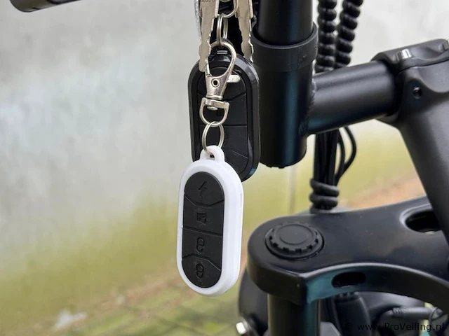 C80 elektirsche mini fatbike - afbeelding 7 van  7