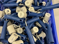 Ca. 100x aandrukrollen met houder tbv bekleding wand - afbeelding 1 van  2