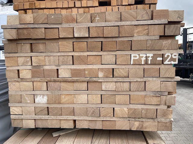 Ca. 100x angelim pedra regels fijnbezaagd, 52x75mm, lengte 275cm - afbeelding 3 van  3